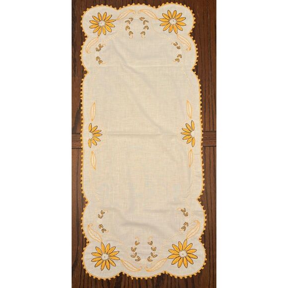 LOT of 3 Heavily Embroidered Table Runners Dresser Scarf 50s Vintage Linens - Picture 6 of 10